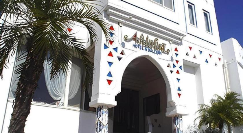 Arabian Art Hotel & Gallery Onjuku Extérieur photo